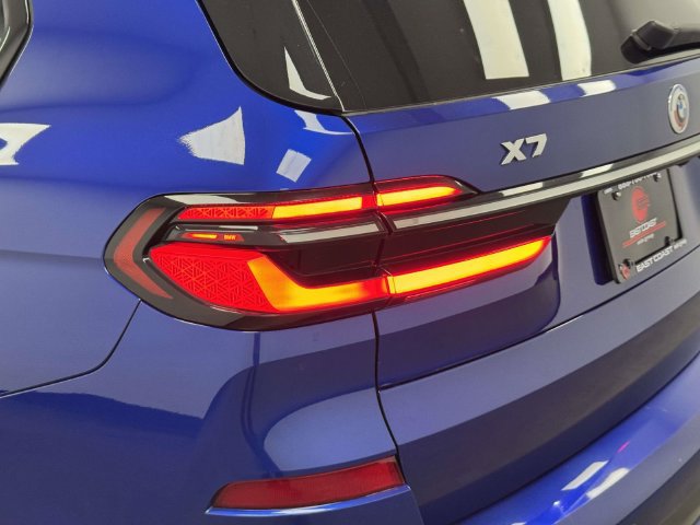 Used 2023 BMW X7 M60i w/ Executive Package AWD/4WD image 29