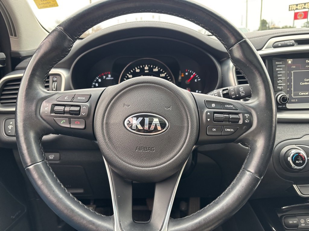 Used 2016 Kia Sorento SX image 4