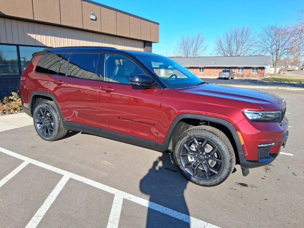 New 2025 Jeep Grand Cherokee L Limited w/ Trailer Tow Package image 1