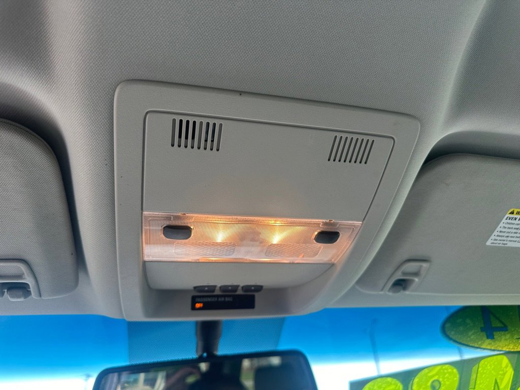 Used 2014 GMC Yukon XL SLT image 18