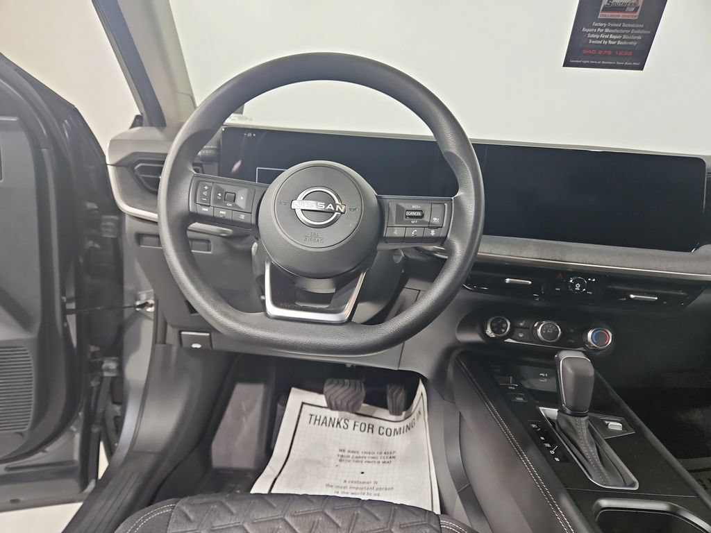 Certified 2025 Nissan Kicks SV w/ SV Premium Package AWD/4WD image 15