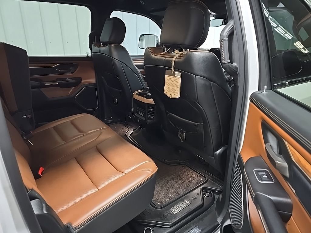 Used 2022 RAM 1500 Limited w/ Body-Colour Bumper Group image 17