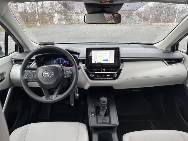New 2026 Toyota Corolla Cross L AWD/4WD image 17