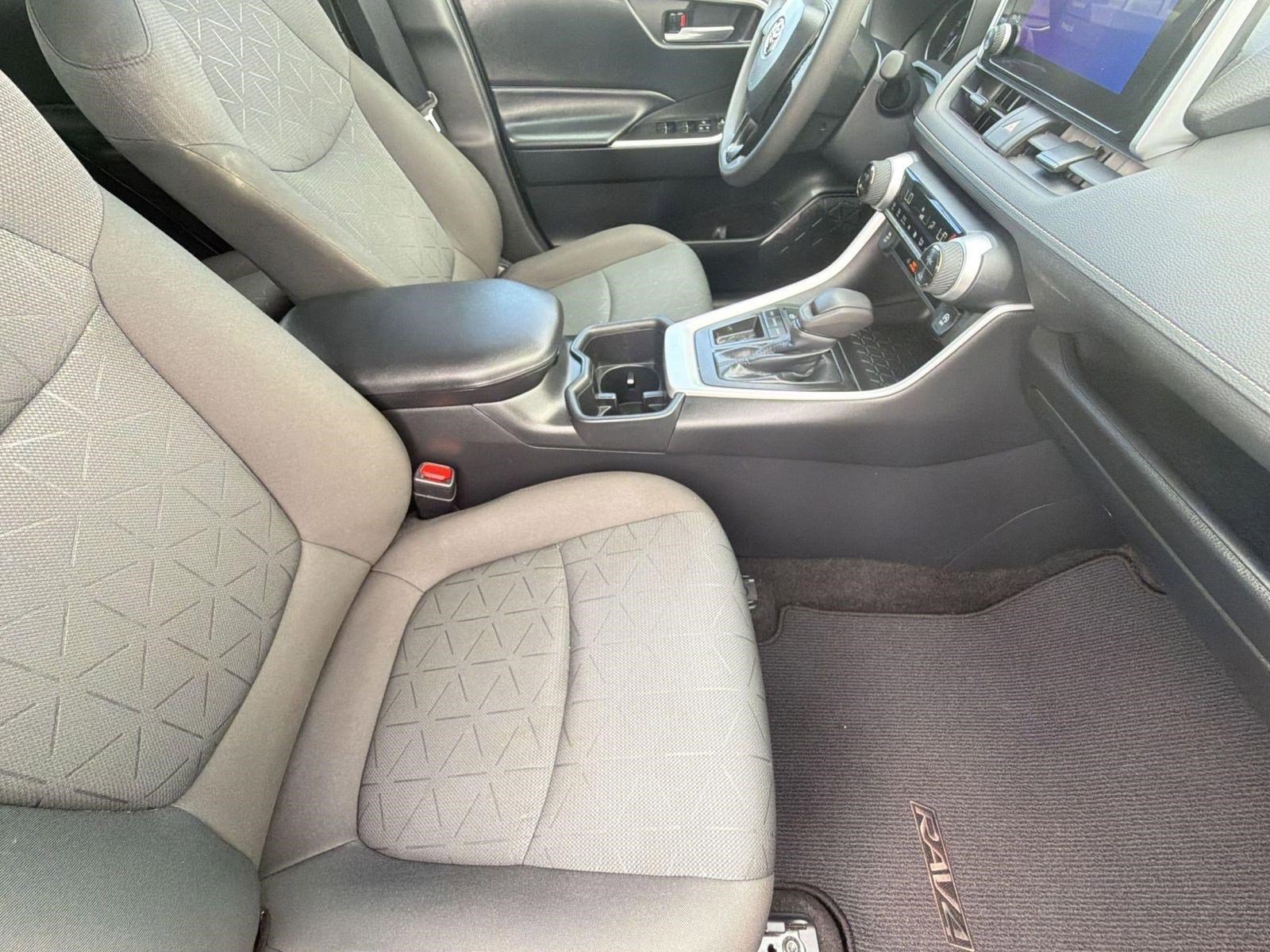 Used 2023 Toyota RAV4 XLE w/ Convenience Package FWD image 34