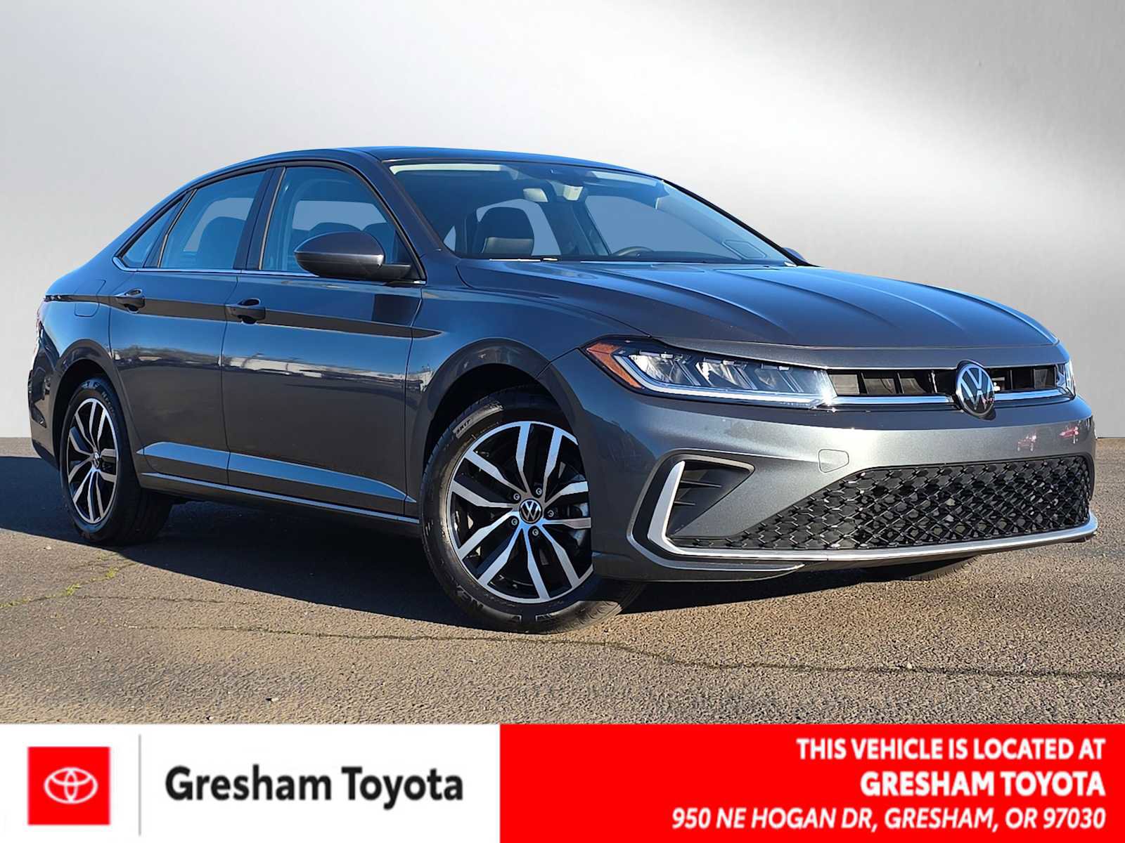 Used 2025 Volkswagen Jetta SE image 1