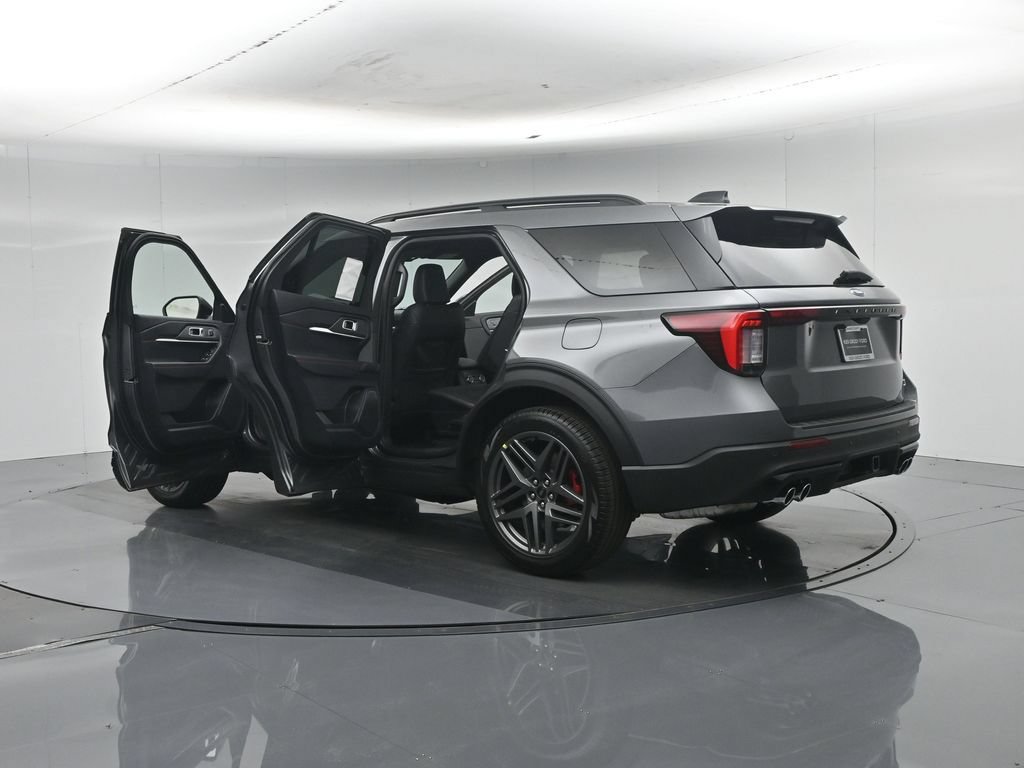 New 2026 Ford Explorer ST AWD/4WD image 35