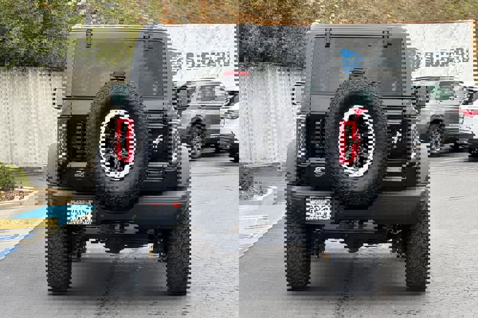 Used 2023 Ford Bronco Badlands image 5