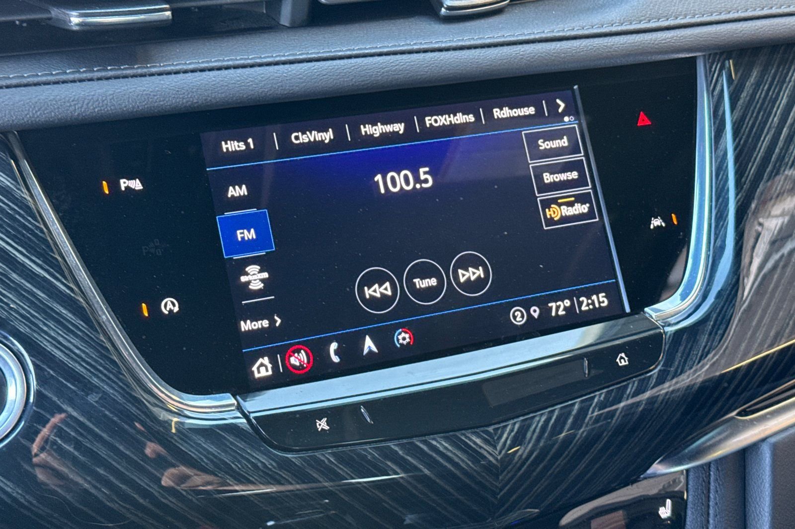 Certified 2025 Cadillac XT6 Premium Luxury image 24