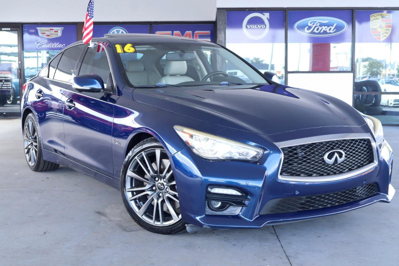 Used 2016 INFINITI Q50 Red Sport 400 RWD image 2