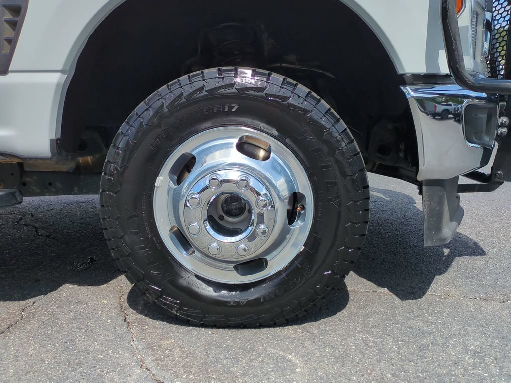 Used 2024 Ford F350 XL w/ XL Chrome Package AWD/4WD image 13