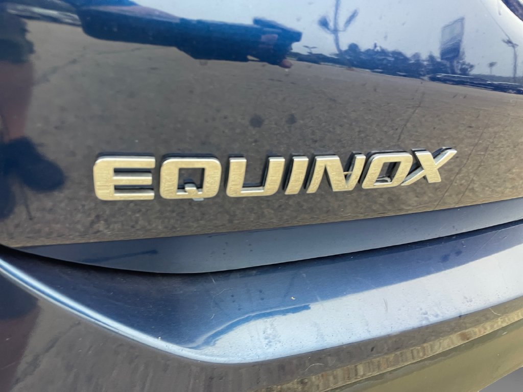 Used 2022 Chevrolet Equinox LS AWD/4WD image 17