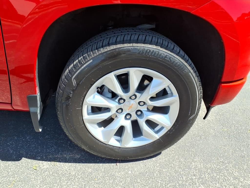 Used 2026 Chevrolet Silverado 1500 Custom RWD image 12