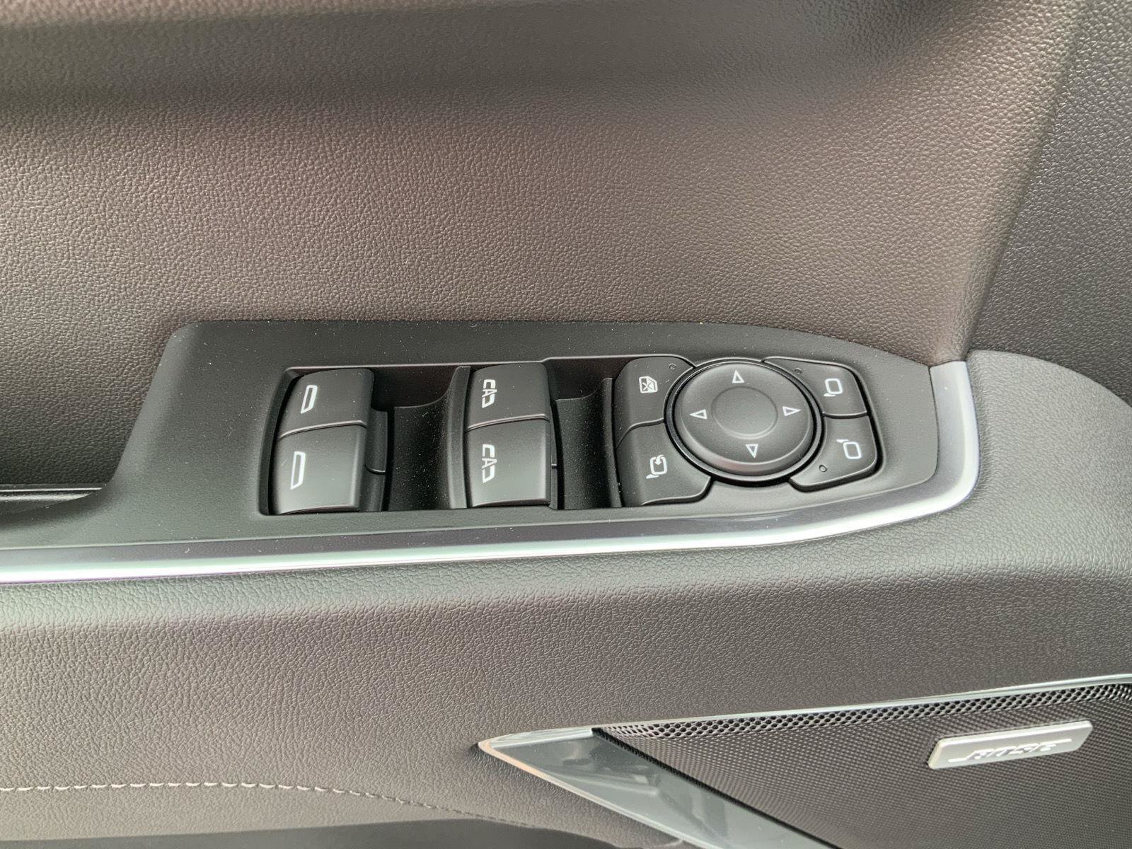New 2026 Chevrolet Silverado 1500 LTZ w/ LTZ Premium Package AWD/4WD image 23