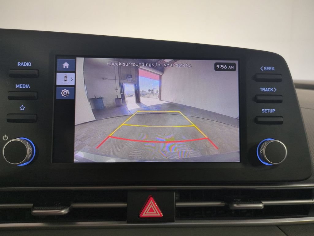 Used 2025 Hyundai Elantra SE FWD image 23