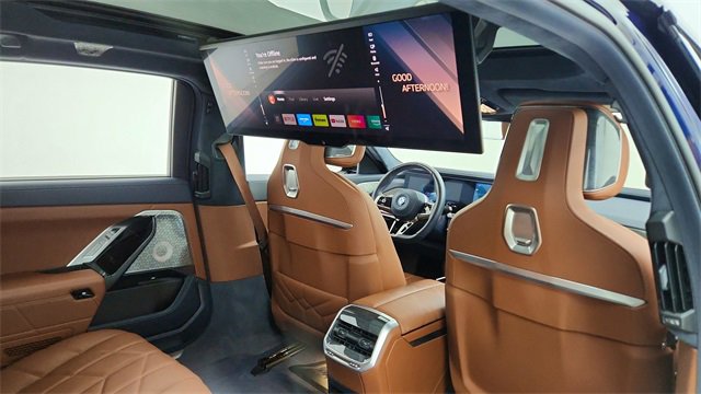 Used 2023 BMW i7 xDrive60 image 27
