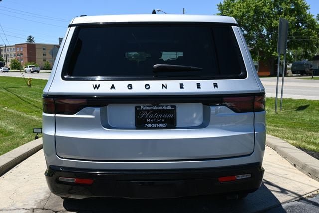 Used 2024 Jeep Wagoneer Series II AWD/4WD image 6