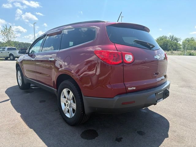 Used 2010 Chevrolet Traverse LT FWD image 10