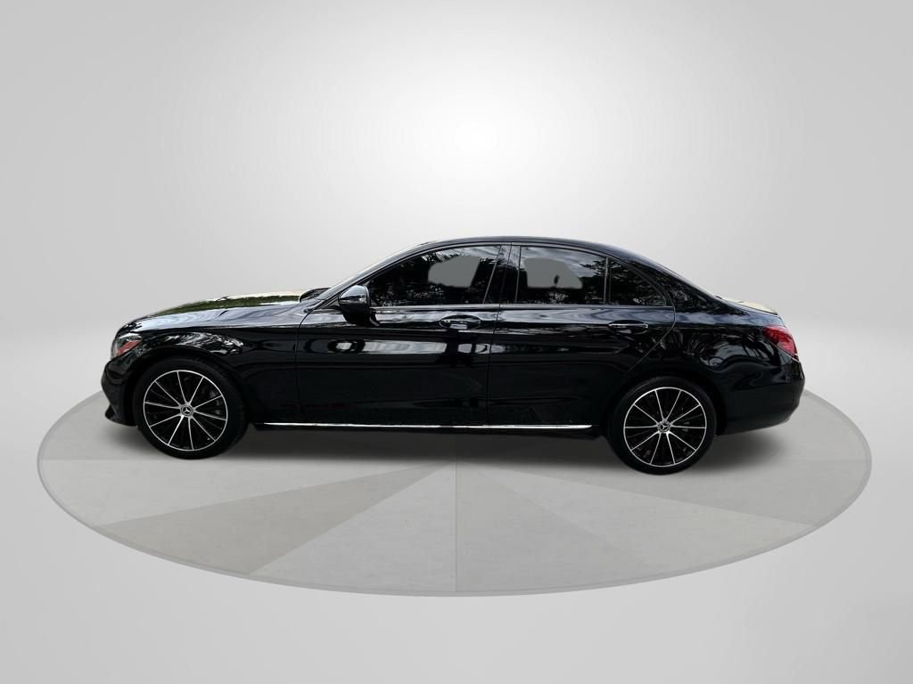 Used 2021 Mercedes-Benz C 300 Sedan image 4
