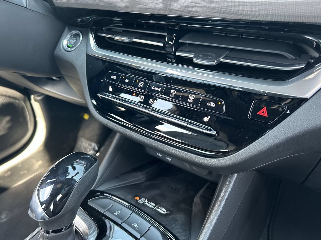 New 2026 Buick Envista Sport Touring FWD image 22