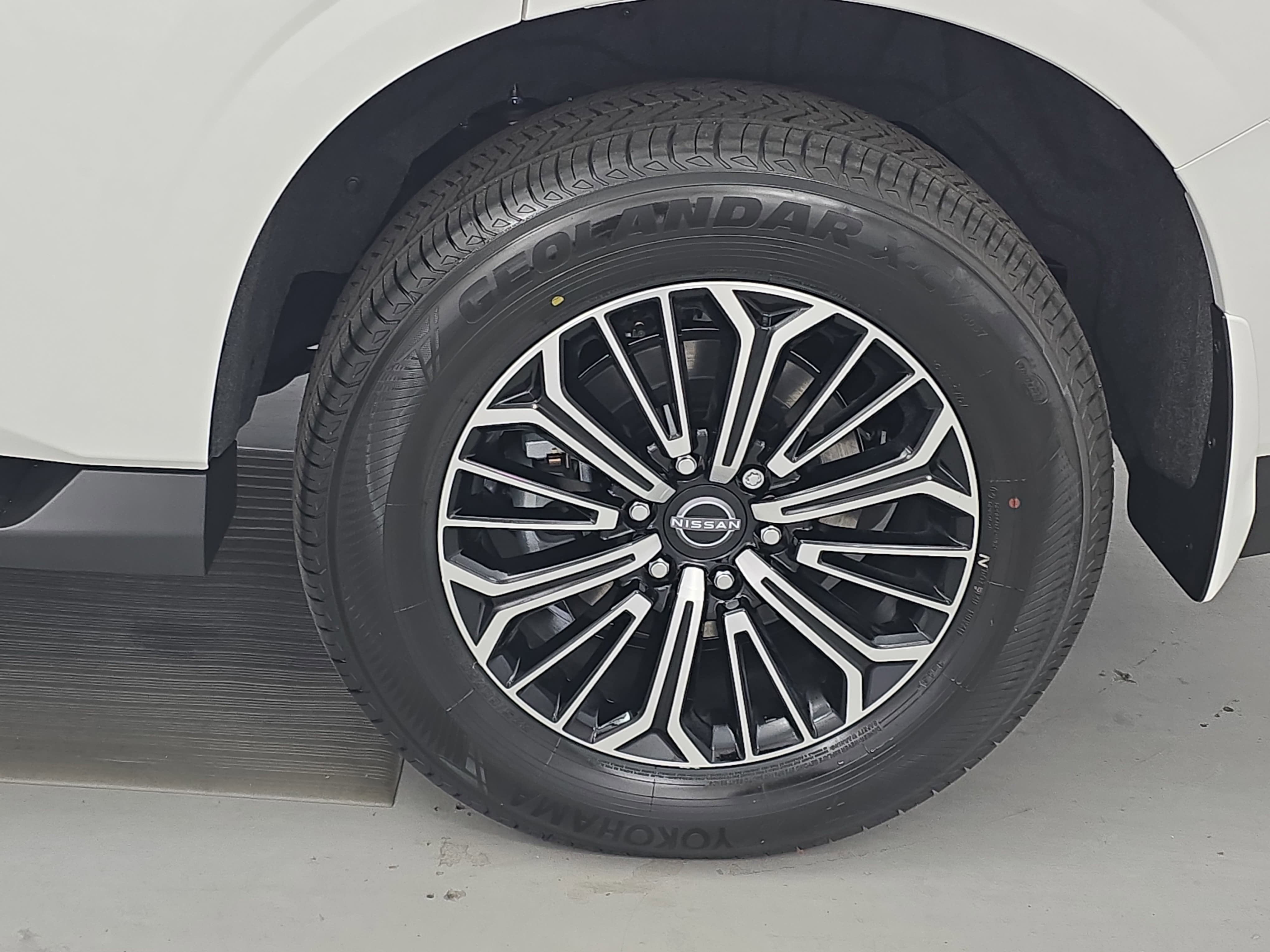 New 2026 Nissan Armada Platinum image 35