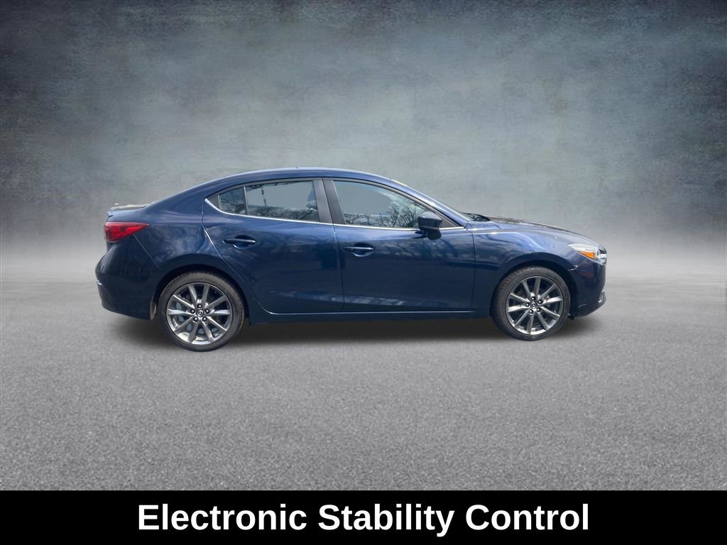 Used 2018 MAZDA MAZDA3 Touring image 7