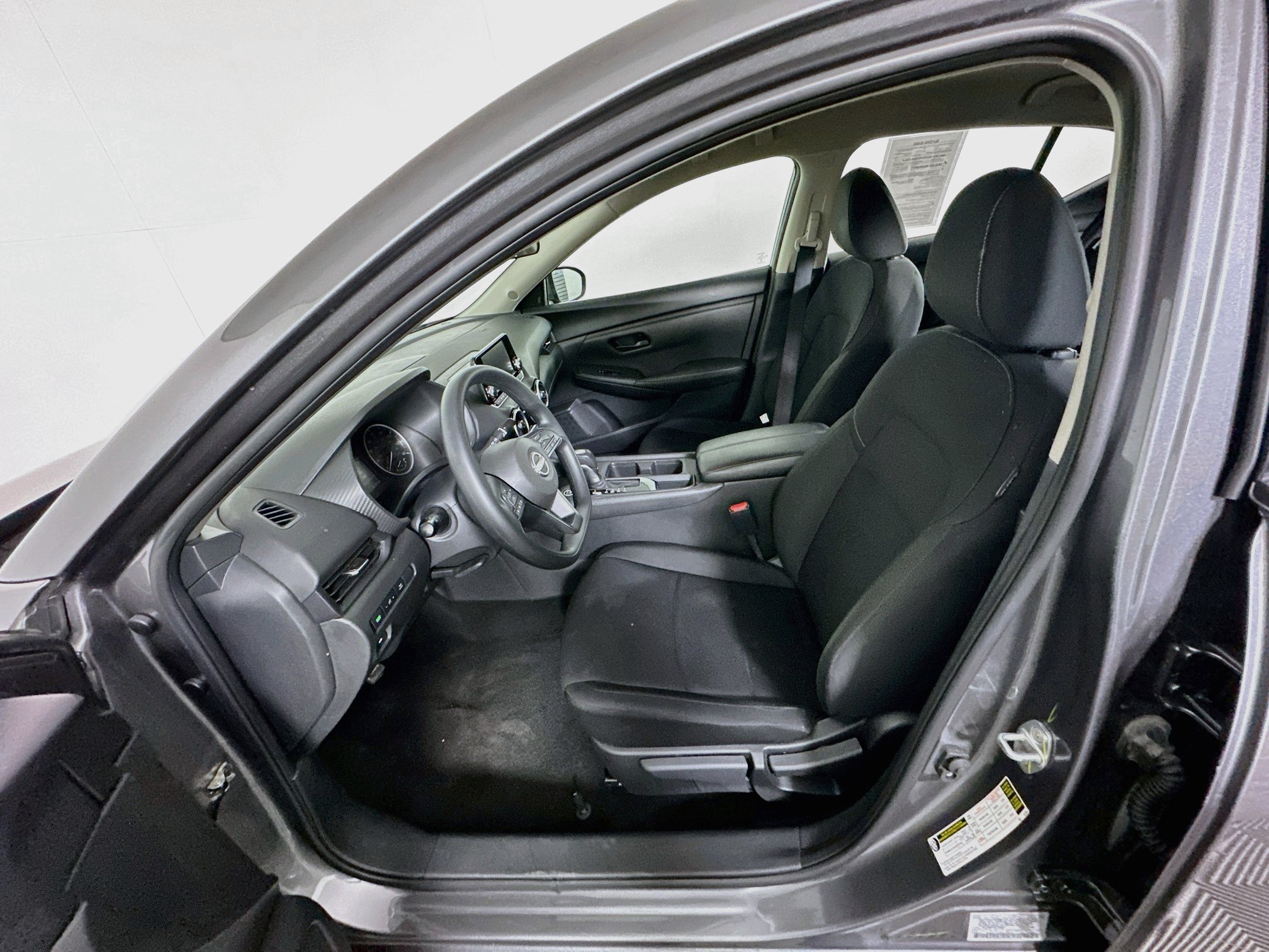 Used 2025 Nissan Sentra S FWD image 13