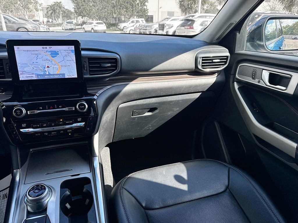 Used 2021 Ford Explorer Limited image 25