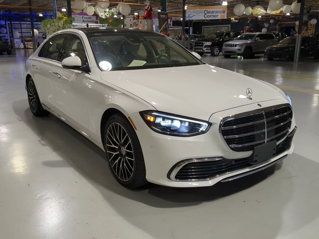 Used 2024 Mercedes-Benz S 500 4MATIC image 5