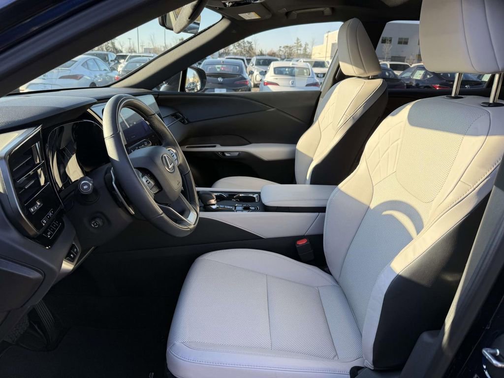 Used 2023 Lexus RX 350 Premium image 13