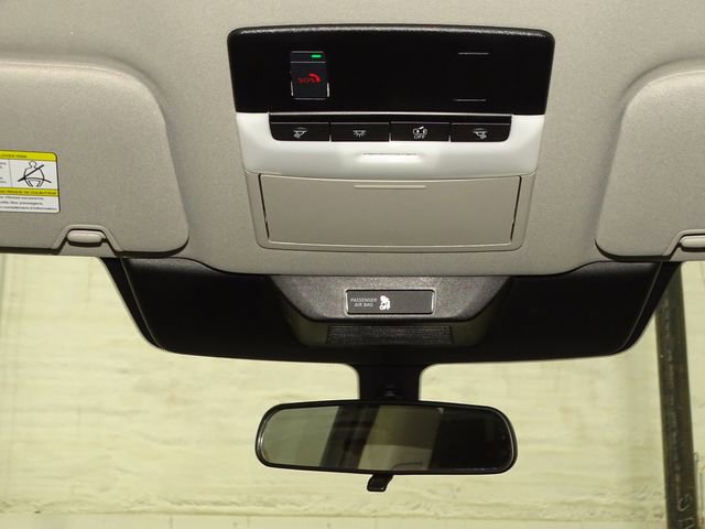 Used 2024 Nissan Pathfinder SV image 28