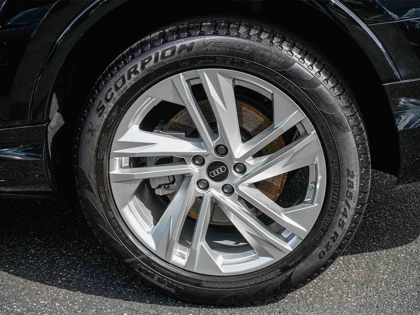 Used 2023 Audi Q7 2.0T Premium w/ Convenience Package image 10