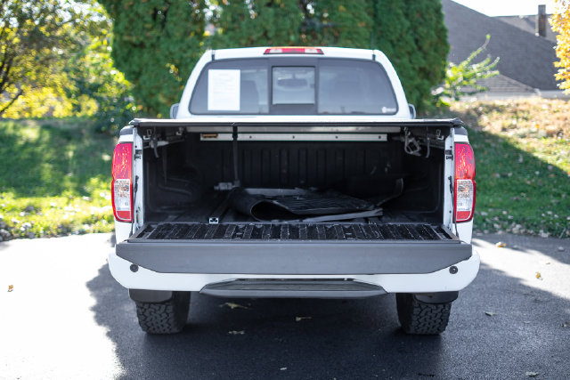 Used 2014 Nissan Frontier PRO-4X w/ Pro-4x Graphics Package AWD/4WD image 7