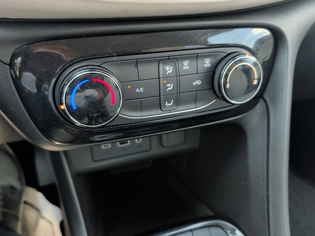 Used 2021 Buick Encore GX Preferred FWD image 21