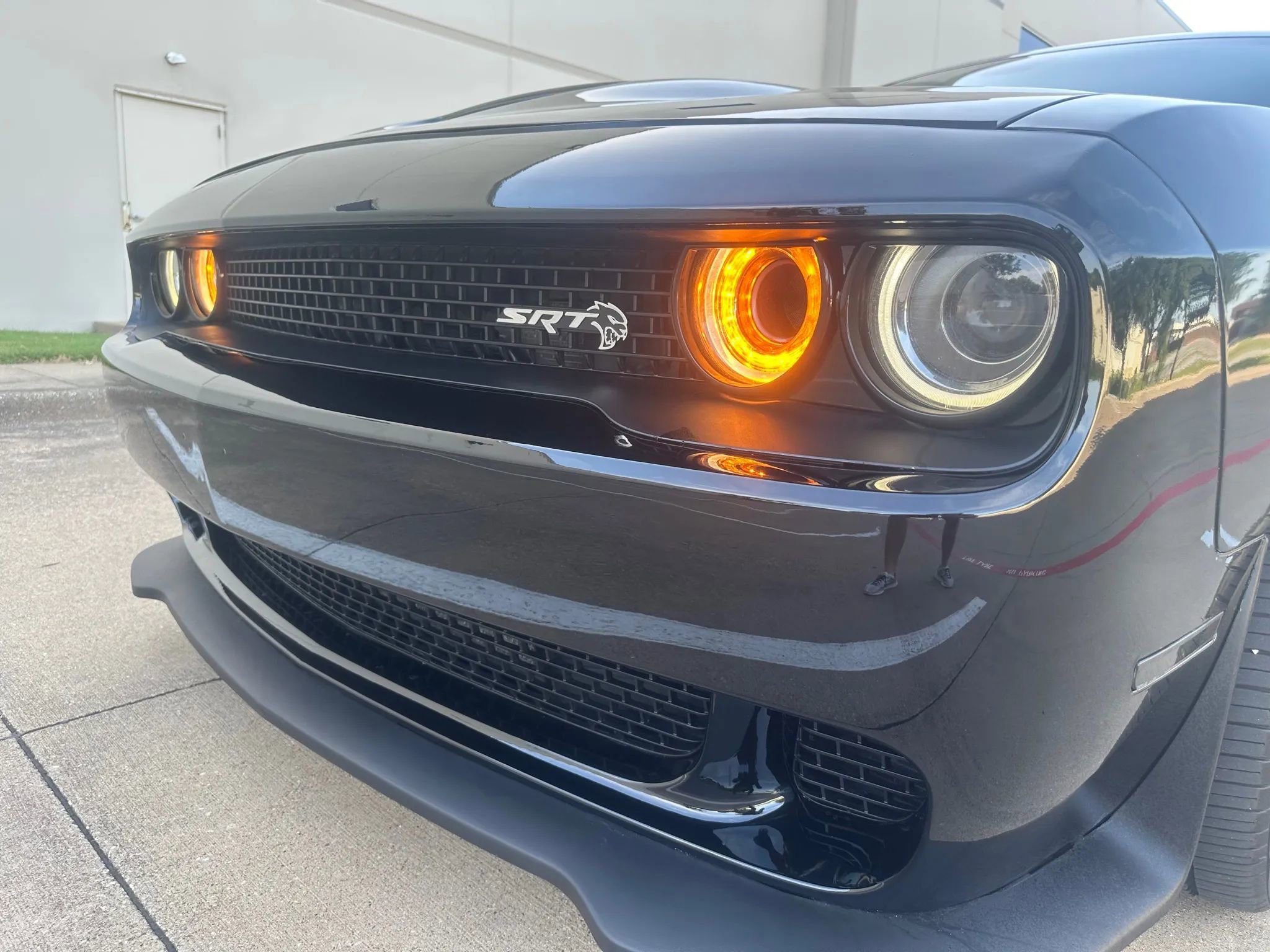 Used 2016 Dodge Challenger SRT Hellcat image 6