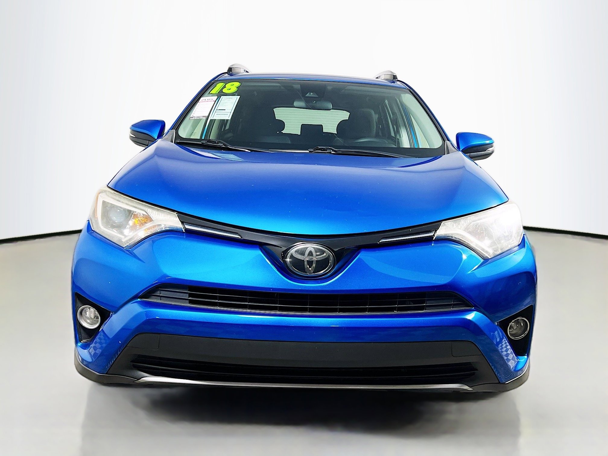Used 2018 Toyota RAV4 XLE FWD image 11