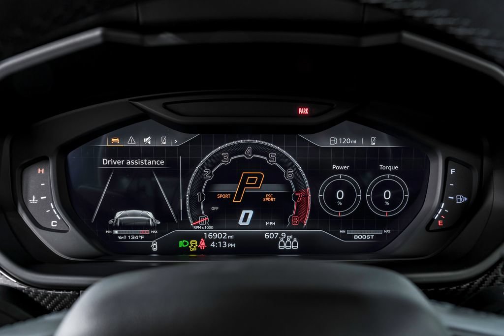 Used 2023 Lamborghini Urus Performante AWD/4WD image 17
