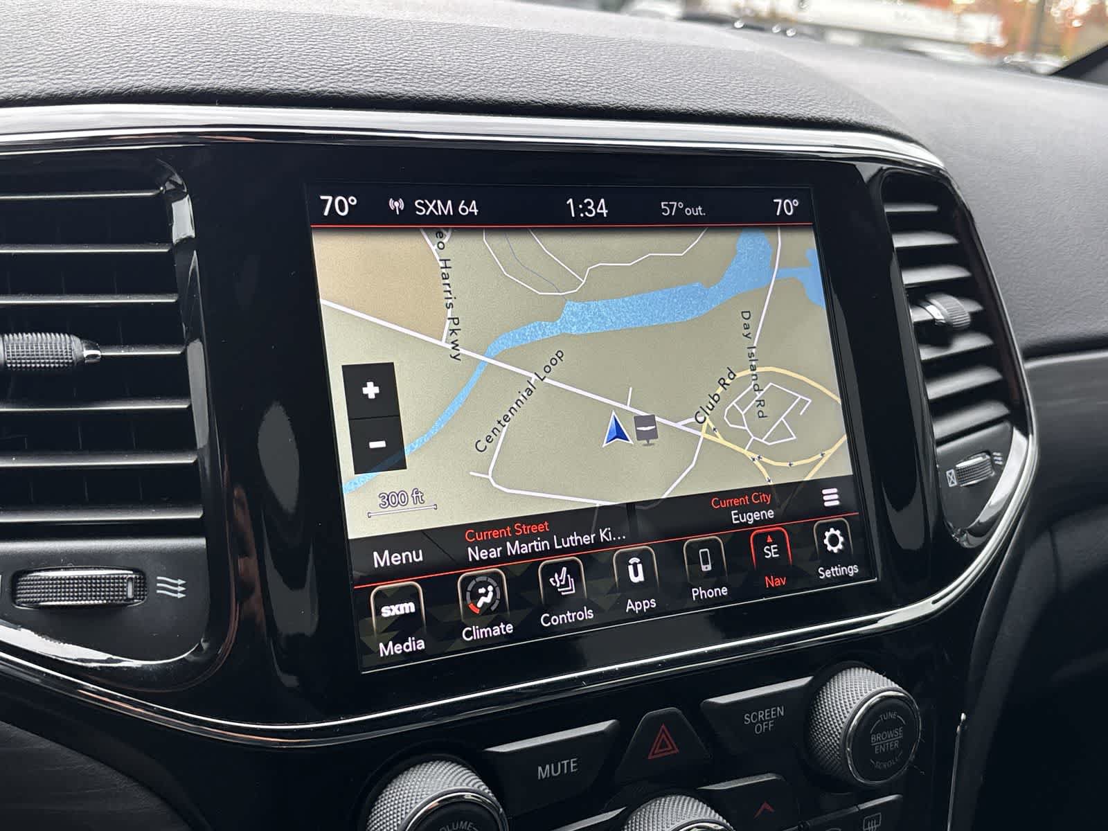 Certified 2020 Jeep Grand Cherokee Altitude AWD/4WD image 24