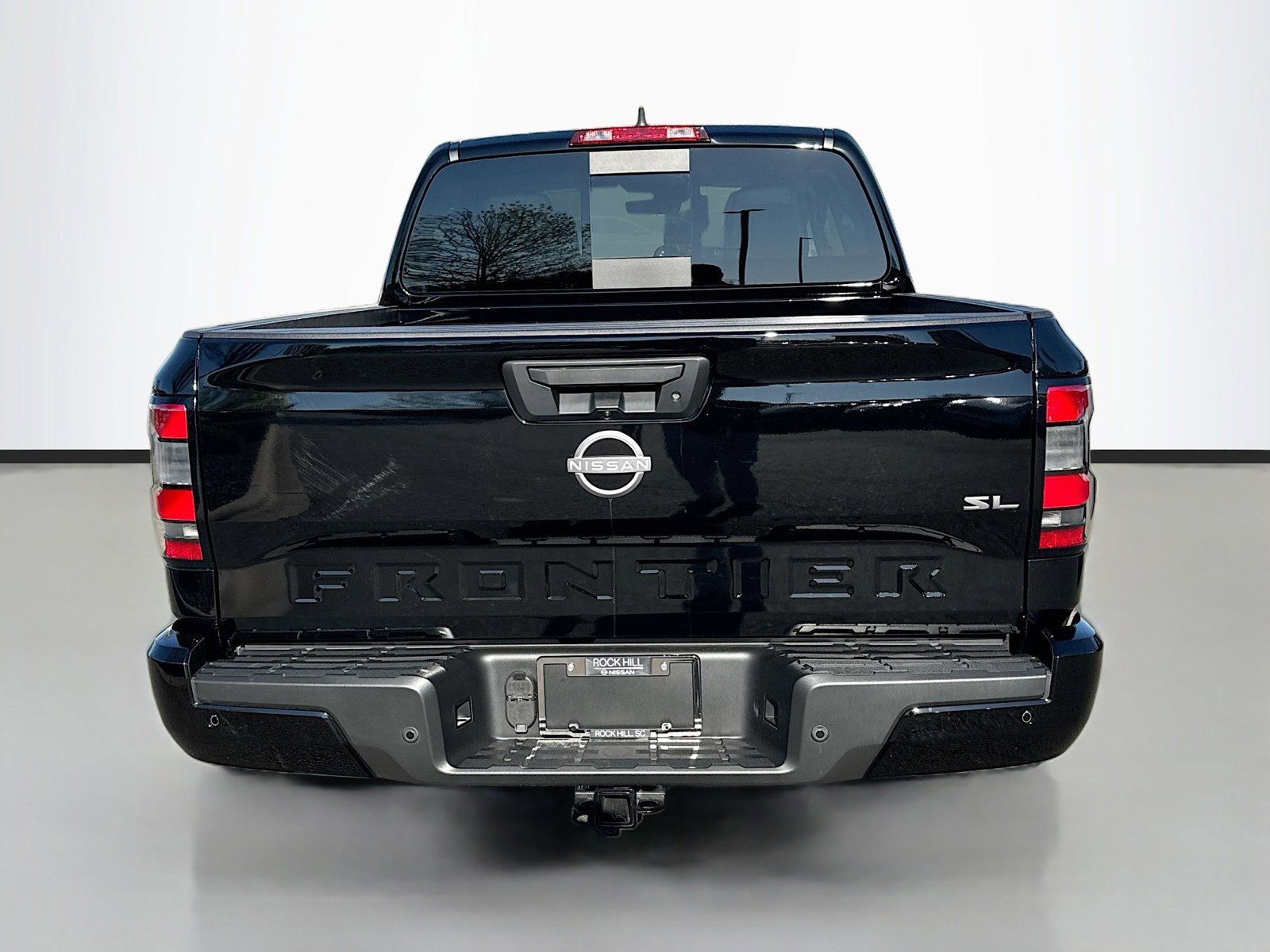 Used 2024 Nissan Frontier SL w/ Technology Package image 6