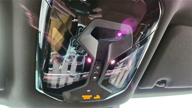 Used 2023 BMW 740i w/ Executive Package image 54