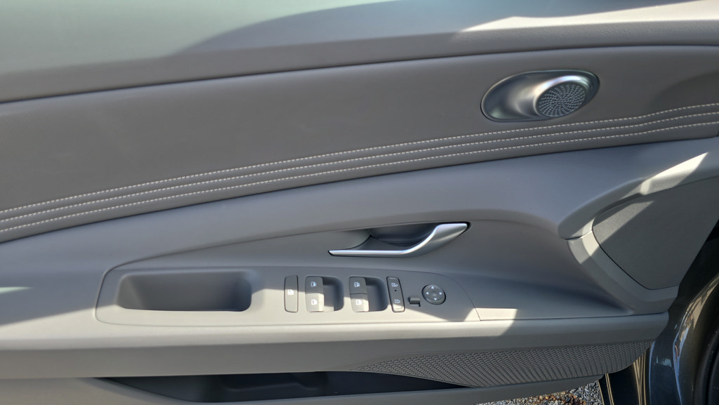 Certified 2026 Hyundai Elantra Sport FWD image 16