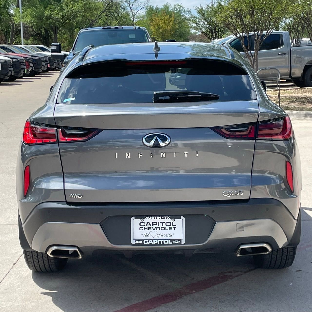 Used 2023 INFINITI QX55 Essential image 5