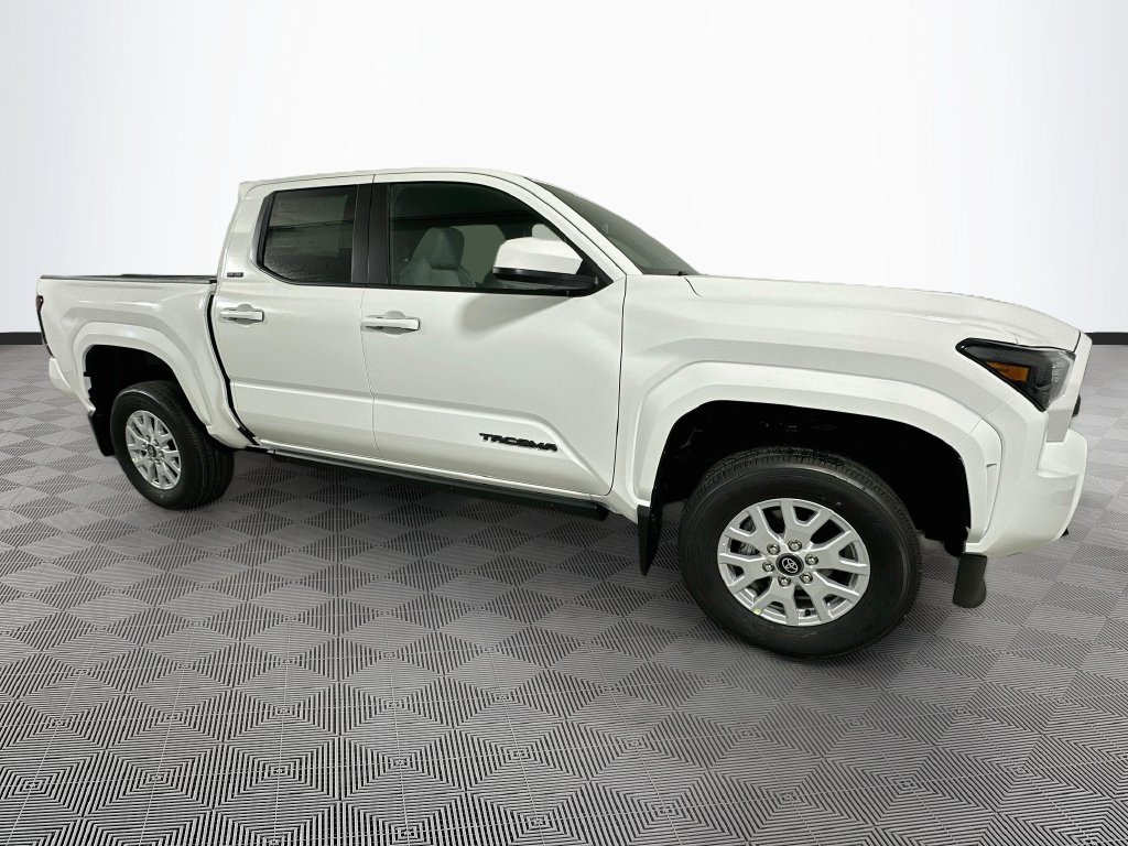 New 2026 Toyota Tacoma SR5 AWD/4WD image 3