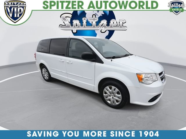 Used 2017 Dodge Grand Caravan SE image 2