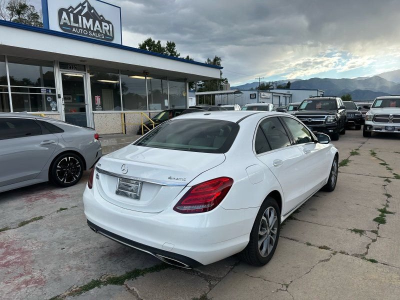 Used 2015 Mercedes-Benz C 300 4MATIC Sedan image 7