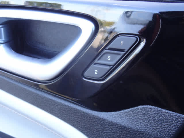 Used 2022 Jeep Compass Limited w/ Elite Group AWD/4WD image 22