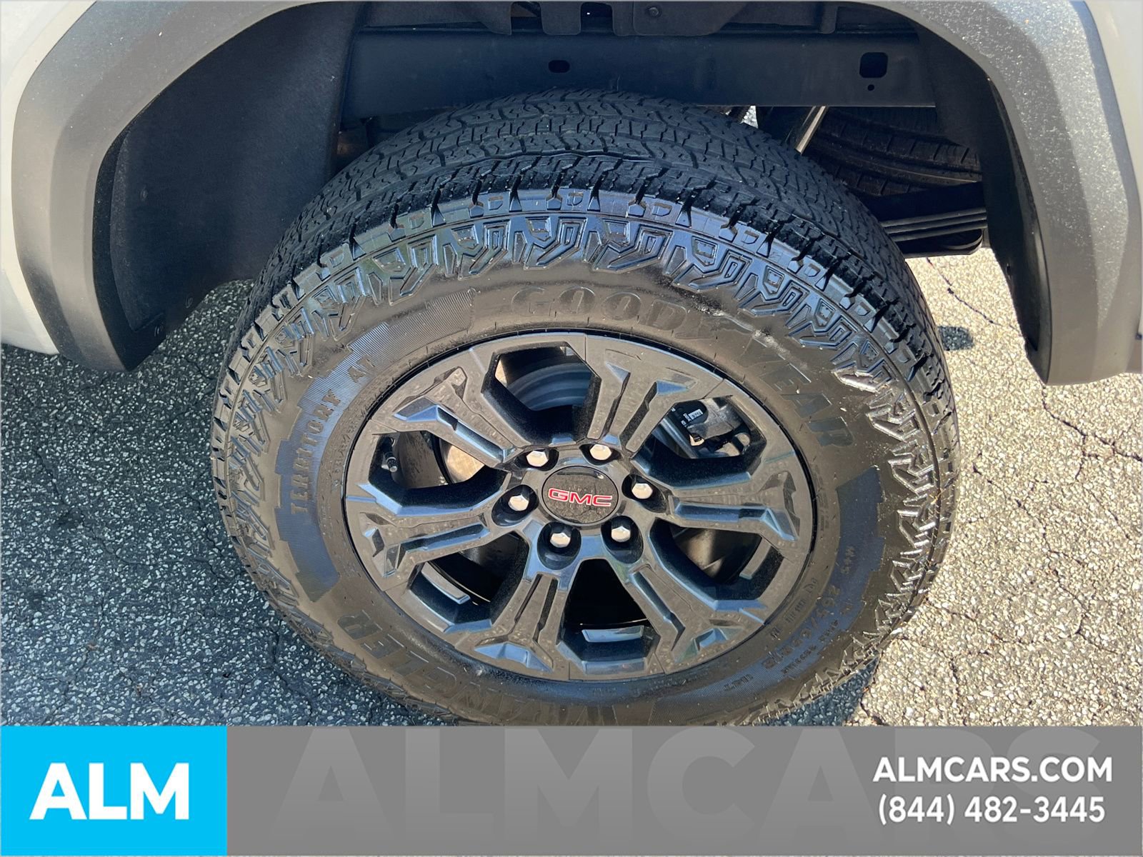 Used 2025 GMC Canyon Elevation image 22