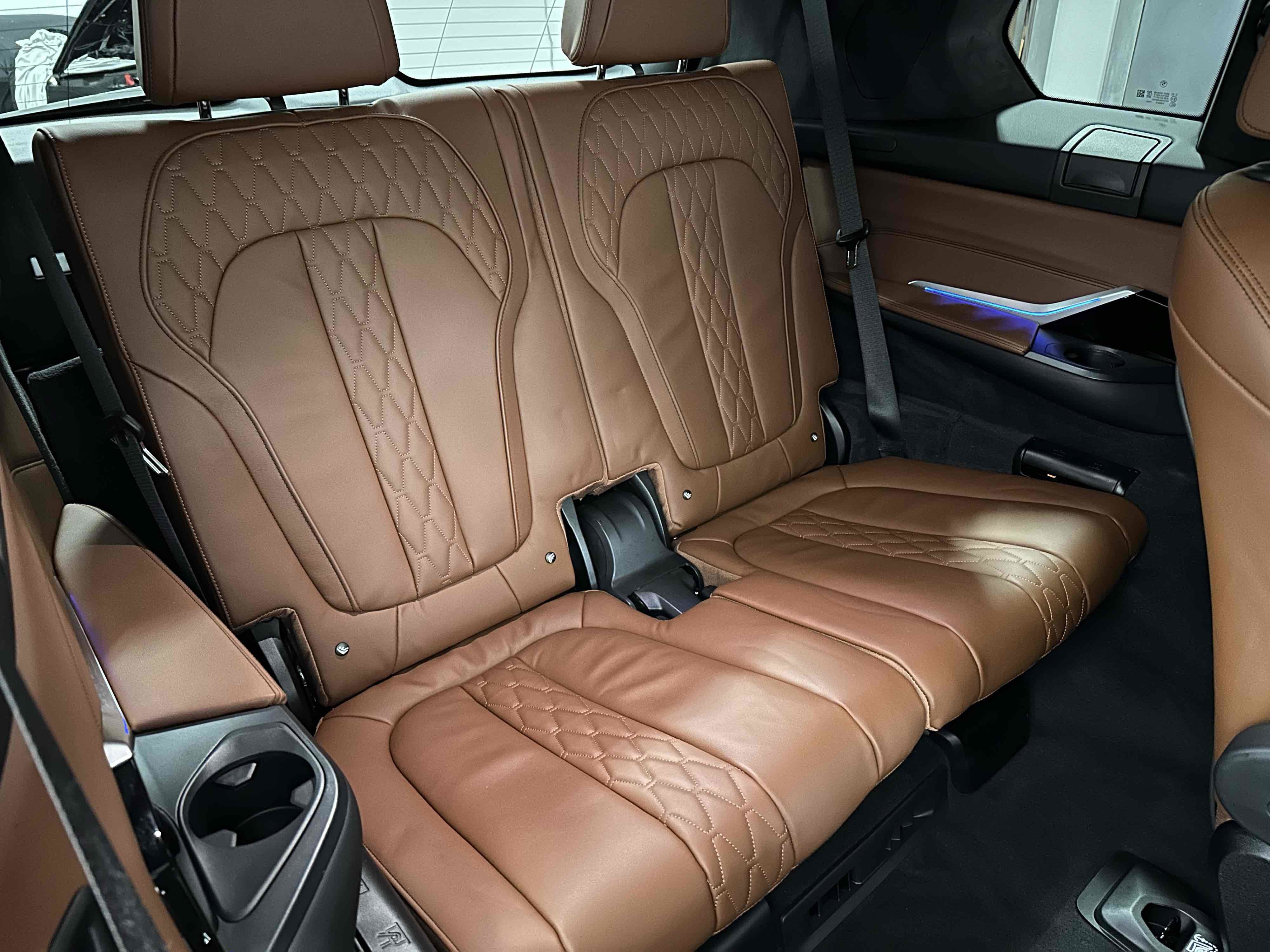 Used 2025 BMW ALPINA XB7 AWD/4WD image 56