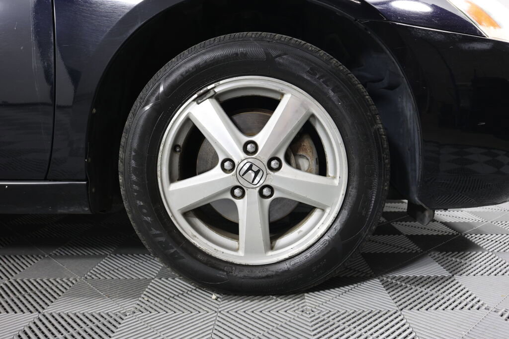 Used 2004 Honda Accord EX image 2