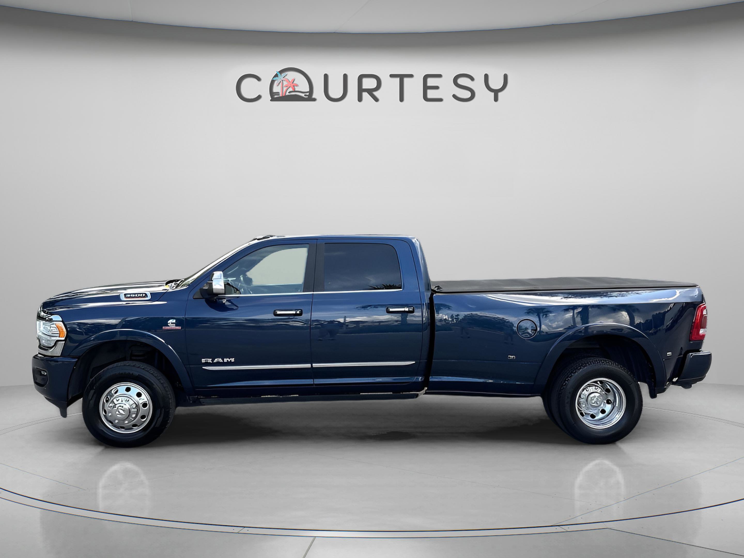 Used 2019 RAM 3500 Limited AWD/4WD image 4