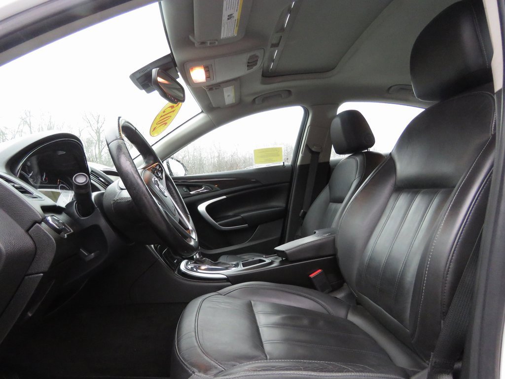 Used 2015 Buick Regal image 10